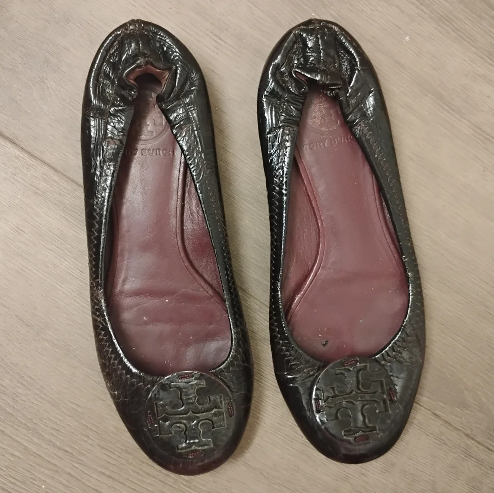 Tory Burch Logo Accent Dark Purple Ballet Flats Fits Sz 6.5